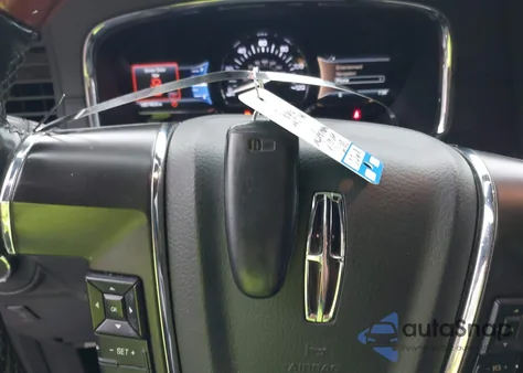 2017 Lincoln Navigator Select from USA, damaged, VIN 5LMJJ2HT6HEL07580